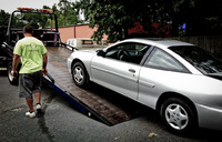 Vehicle getting towed. Photo courtesy of Flickr